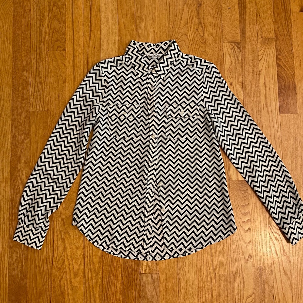 Women’s long sleeve Chevron blouse